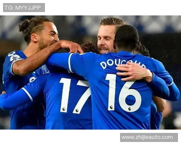 曼城与埃弗顿激战正酣最终比分揭晓引发热议 曼城与埃弗顿激战正酣最终比分揭晓引发热议